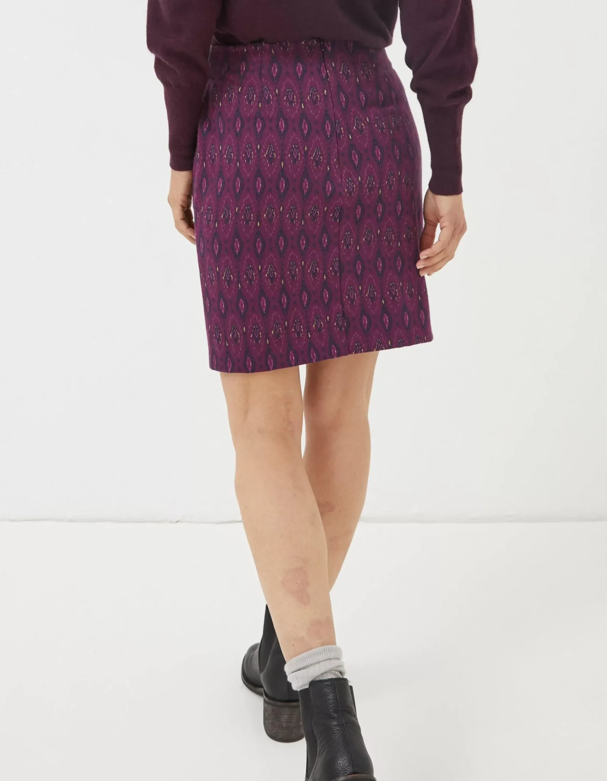 Women FatFace View All|Jennie Ikat Geo Jersey Skirt